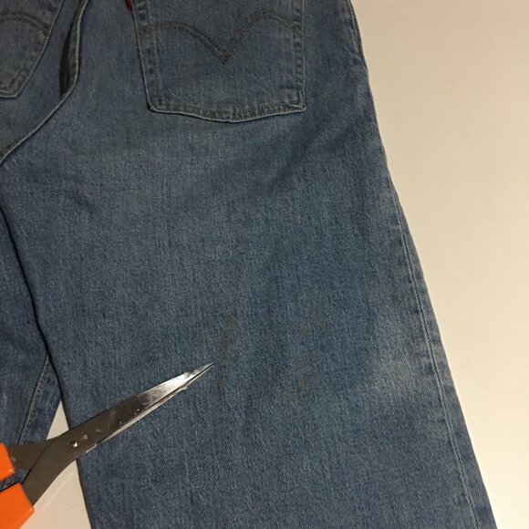 Levi's Ribcage Straight Womens Jeans Size 30 Premium Irregular - Picture 11 of 15